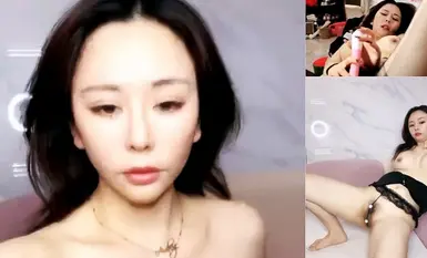 A newcomer, a beautiful imperial lady! Extremely sexy masturbation show! Black panties, black stockings, open legs, rubbing, vibrator rubbing, panting and moaning!