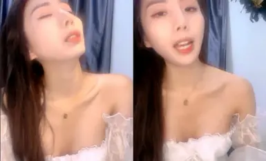 极品尤物性感女神！白色网袜顶级美腿！跪地吸吮大屌，毒龙转舔菊花，美臀细腰骑乘位爆操