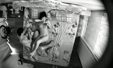 Ang pinakahuling leaked sneak shots ng hourly sex room ng Lecheng Hotel ❤️Ang lalaking umupa ng kwarto sa hotel para sa mag-asawa sa kolehiyo ay nagbukas ng mabalahibong puki ng kanyang kasintahan at pinag-aralan ito