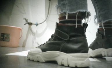 [คำแนะนำคุณภาพสูง] แอบถ่ายสาวงามหลายคนแอบฉี่ในห้องน้ำหญิงของร้านอาหารระดับไฮเอนด์