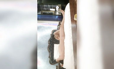 [Akar tidak berhati perut] Wanita periferal yang seksi, memegang kepalanya dan mencelah, membuka pukinya dan menjilatnya, memegang pinggangnya dan memasukinya dari belakang, menggelengkan kepalanya kuat