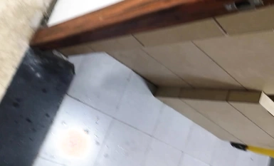 The god of domestic toilet photography sneaked into the hospital's women's toilet to take secret pictures of the ultrasound girl, who has been holding her pee all morning, and can finally let out her water.