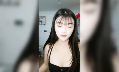 신참! 순수한 여학생이 이우이우에게 당하다 (1)