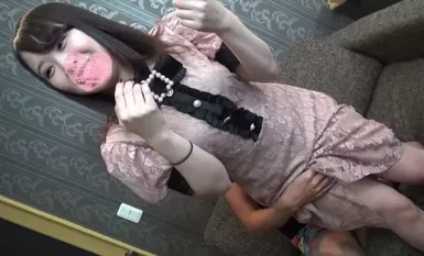 FC2PPV-1265483-A【脸部】丰满的身体叫嚣着要来一炮插入，大量的精液从后面涌向她的阴道后壁，在她体内倒流得厉害！