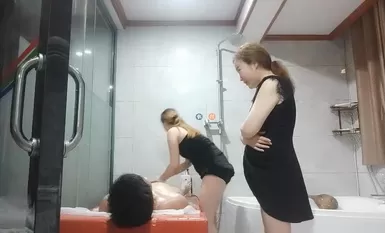 老杨探花07-01叫俩老鸨玩双飞