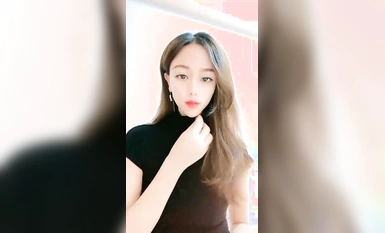 ร่างเก้าหัวสูง 170 ซม.! อันดับสาวสวยคลื่นลูกใหญ่! ขายาวสุดเซ็กซี่ถอดกางเกงออก ติดดิลโด้ในกล้องแล้วสอดเข้าไปในช่องคลอดของเธอ การสวมสายเอี๊ยมและถุงน่องสีดำยิ่งน่าดึงดูดยิ่งขึ้น