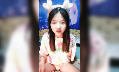 극도로 섹시한 00년대 소녀! 다정한 이웃집 언니 타입! 잘 사는 가장 좋은 방법은 친구 및 가족과 함께 즐거운 시간을 보내는 것입니다.