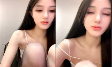 顏神9分超高顏值微整女神，魔鬼等級的身材【純欲值滿分】難得三點全露，初戀般的感覺來了.