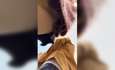 毛衣肉絲襪靚女和男友逛街 性感白內 穿著這么一身推到操一炮估計很爽 超清4K原版