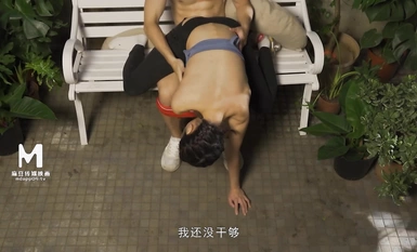 麻豆傳媒 MD0170-3 野野新人類 強迫抽插癡女鄰居 淩薇蘇清歌