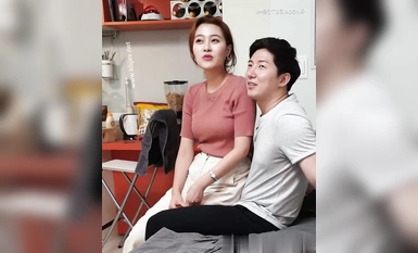 高端泄密流出泡良達人金先生 約炮99年極品美女李智恩