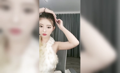 顔値の女神の素晴らしい攻撃、セクシーな良い体熱い赤い唇の誘惑、対話オオカミの友人はゆっくりとしっかりとした嫌がらせのおっぱいをこねる剥がし、オナニーを強制的に喘ぐ白いミルクを発射することができます