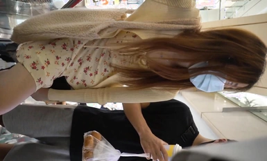 치마 아래 미소녀의 사진을 찍는 신의 쇼핑몰 더블 포니 테일 JK 섹시 가터 양말 투명 레이스 핑크 내부 클립에 딩 + 미소녀가 적극적으로 다리를 들어 올리고 치마를 약간 투명 흰색 내부를 들어 올리는 완벽한 각도