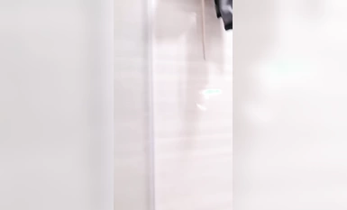 雙馬尾美乳小姐姐！活力十足！脫光光扭腰抖奶，浴室自摸騷穴，黑白網襪擺弄各種姿勢