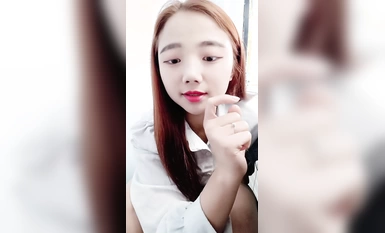 สาวน้อยสุดฮอตแอบปล่อยหัวนมสุดฮอตของเธอให้เพื่อนหมาป่าของเธอในร้าน คบกับผู้ชายและมีเซ็กส์ที่เร่าร้อน ดูดเจี๊ยวใหญ่ในลำคอลึก มีเซ็กส์โดยไม่ใช้ถุงยางอนามัย และกลืนน้ำอสุจิอย่างดูดดื่ม