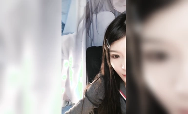 ビッグ・アイズ・ネットフリックス・ガールマスクでオナニーショー！オープンエンドパンティ、ヒョウ柄パンティ、ホワイトタイガー太マンコ、ジャンピングボール、フェイクチンポ！