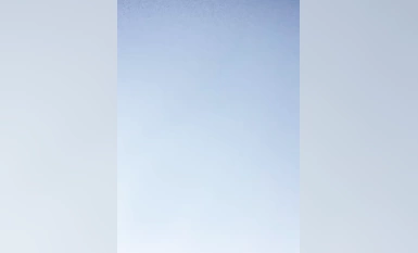 無敵美臀極品尤物！干凈白虎肥穴！翹起屁股求操，後入爆操淫水四濺，騎乘位全力輸出