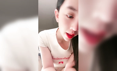 สิ่งล่อใจที่ดีที่สุดจากสภากาชาด เธอมีหน้าตาดี และหุ่นดี เธอโชว์หน้าสดในการเปลือยกายและโชว์ก้นกับเพื่อนหมาป่าของเธอ อุปกรณ์ประกอบฉาก