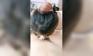 9 mata dewi kecantikan! Pertunjukan bilik berbayar yang menarik! Stoking hitam terbaik dan kaki yang cantik! Menjilat batang dari perspektif orang pertama, posisi menunggang dengan stoking terbuka, bercinta dengan penuh ghairah