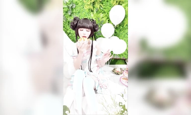 コスパ最強の爆裂マシンガール『ニャー吉』年明け新作『ヨッシーのハッピーピクニック』アウトドアで耽溺する美味しい蜜穴 Ultra HD 4Kオリジナル版