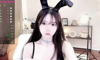 stripchat【DeepEggs】Dewi utama~ Kontras tulen~ Kaki langsing~ Vibrator bergetar dengan kuat (8)