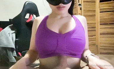 Kecantikan duniawi OnlyFans diikuti oleh beribu-ribu orang Anak patung gadis melancap 18 gambar peribadi dengan pinggang langsing dan pantat gemuk Ziwei sedang melakukan hubungan seks.