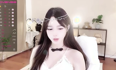 stripchat【DeepEggs】Ang tunay na diyosa~ Purong kaibahan~ Payat na binti~ Vibrator na marahas na nanginginig (4)