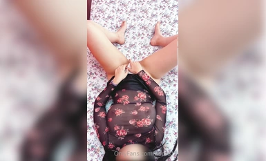 人間尤物OnlyFans萬人追隨極品擼鐵波霸女娃娃18私拍細腰肥臀紫薇啪啪騷貨太有感覺了 (16)