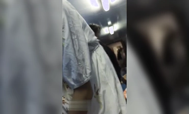 ซีรีส์ผู้หญิงโกงผู้หญิง! โรงอาบน้ำสาธารณะบ่อน้ำพุร้อนหญิงไร้ยางอายซ่อนกล้องพกพาเพื่อบันทึกฉากอีโรติกภายใน + เปิดเผยวิดีโอที่ไม่เหมาะสมของเพื่อนสนิท + แอบดูผู้เช่าหญิงกำลังอาบน้ำ (8)