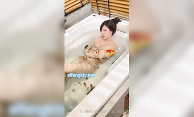 泰國網紅coser@moiicos OnlyFans尺度新作合集 (1)