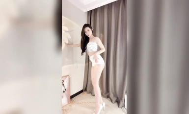 นักเต้นหน้าตาสูงของ Douyin @circle吖คอลเลกชันการเต้นรำสุดฮอตที่ปรับแต่งเอง (3)