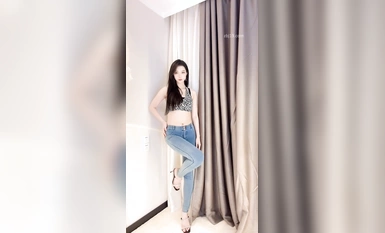 Penari Douyin yang berwajah tinggi @circle吖koleksi tarian panas tersuai (6)