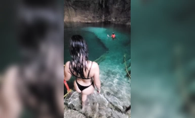 Selebriti internet PUA kulit hitam (angkasawan) berhubung dengan amatur dari lebih sepuluh negara - sara 24yo latina (2)