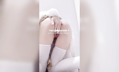 白虎福利姬@cuteli(占星貓) 尺度新作小合集[ (3)