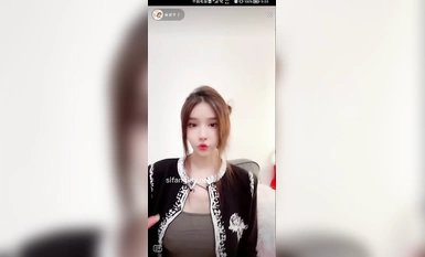 抖音24萬粉網紅@嘛路芽子 首次1V1尺度作合集 (3)