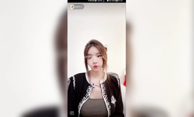 抖音24萬粉網紅@嘛路芽子 首次1V1尺度作合集 (3)