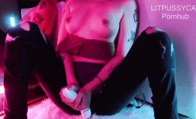 [Cyberpunk 2077] ปืนกลอัตโนมัติเต็มรูปแบบขับ Judy กลั้นปัสสาวะไม่อยู่