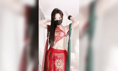 Pertunjukan kebajikan tarian bogel skala @jellybubble berkualiti tinggi (11)