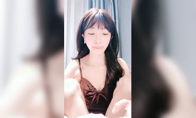 學生主播@我就是嗚崽醬 宿舍尺度福利秀 第二彈2 (6)