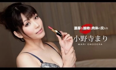1Pondo-060119_857 Nụ hôn phong phú và sự giao hợp của cơ thể Mari Onodera