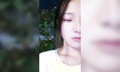 Loạt ảnh quyến rũ ngoài trời quyến rũ người qua đường (9)