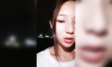 屋外での通行人の誘惑 (7)