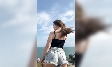 Selebriti internet payudara cantik terbaik @Charming girl Onlyfans koleksi karya pandangan skala (1)