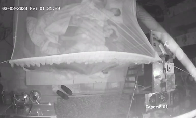 2023最新流出黑客 破解家庭攝像頭偷拍啪啪合集 小哥站著無套搞媳婦逼逼精液流了一地 (1)