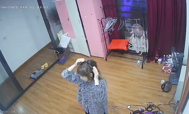 2023最新流出黑客 破解家庭攝像頭偷拍啪啪合集 小哥站著無套搞媳婦逼逼精液流了一地 (19)