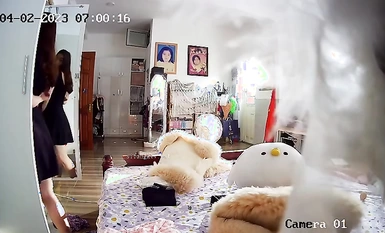 2023最新流出黑客 破解家庭攝像頭偷拍啪啪合集 小哥站著無套搞媳婦逼逼精液流了一地 (6)