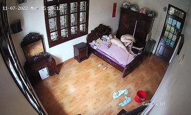 2023 最新ハッキングハッキングホームカメラ盗撮ポップコレクション弟立ちコンドームレススクリュー義娘のオマンコザーメン垂れ流し (14)