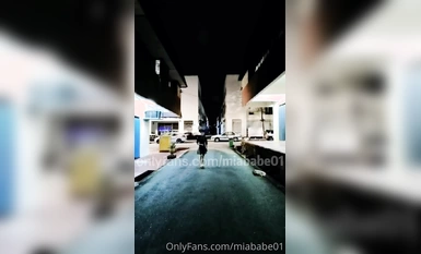 かわいいビッチかわいいセックスパーティーサキュバスとグループセックスパーティー制御不能のセックスHD (75)