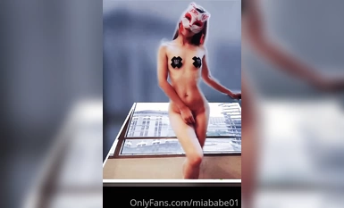 極品母狗『Cute』多人淫亂性愛轟趴 淫女與群男性愛啪啪 場面一度失控 高清 (66)