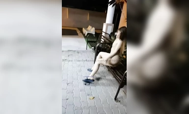 極品母狗『Cute』多人淫亂性愛轟趴 淫女與群男性愛啪啪 場面一度失控 高清 (13)